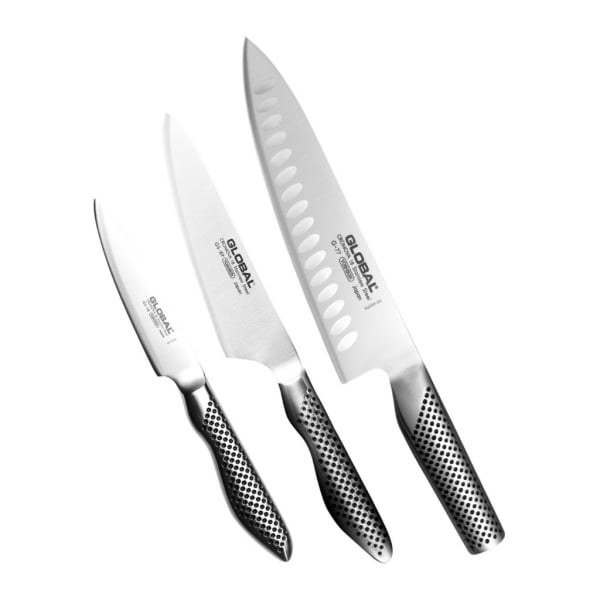 Global Knivset med tre knivar, en kockkniv 20cm, en kockkniv 13 cm, en skalkniv 9 cm.